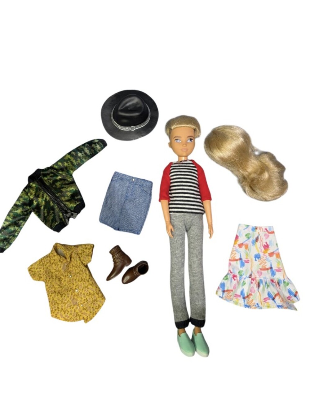 Mattel Creatable World Deluxe Character Kit - Doll, Wig & Accessories